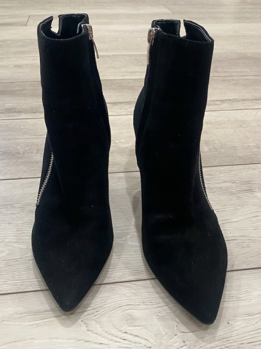 Nine West WNFAST Ankle Boots Pointed Toe Side Zip Black Suede Size 6M - Picture 2 of 8